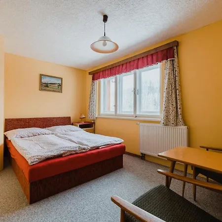 Daire Karel A Martina *
